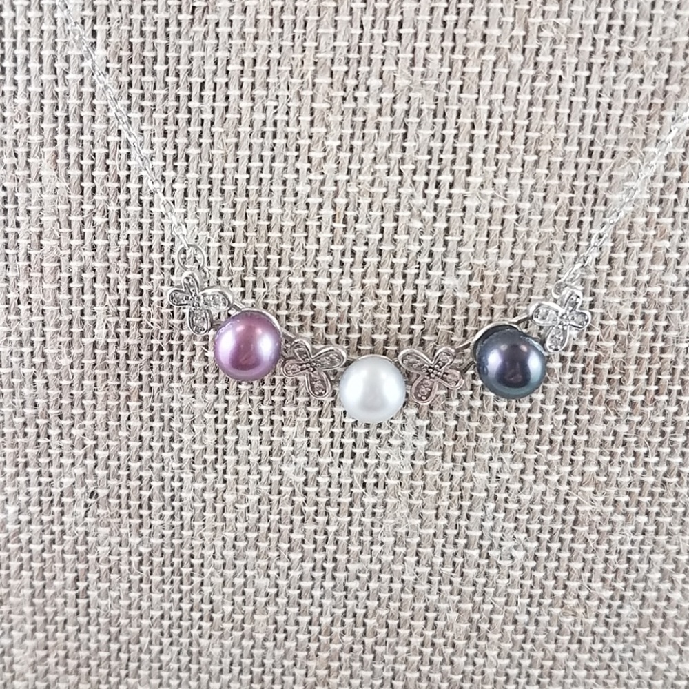 Sterling Silver X's &O's Cultured Pearl Necklace